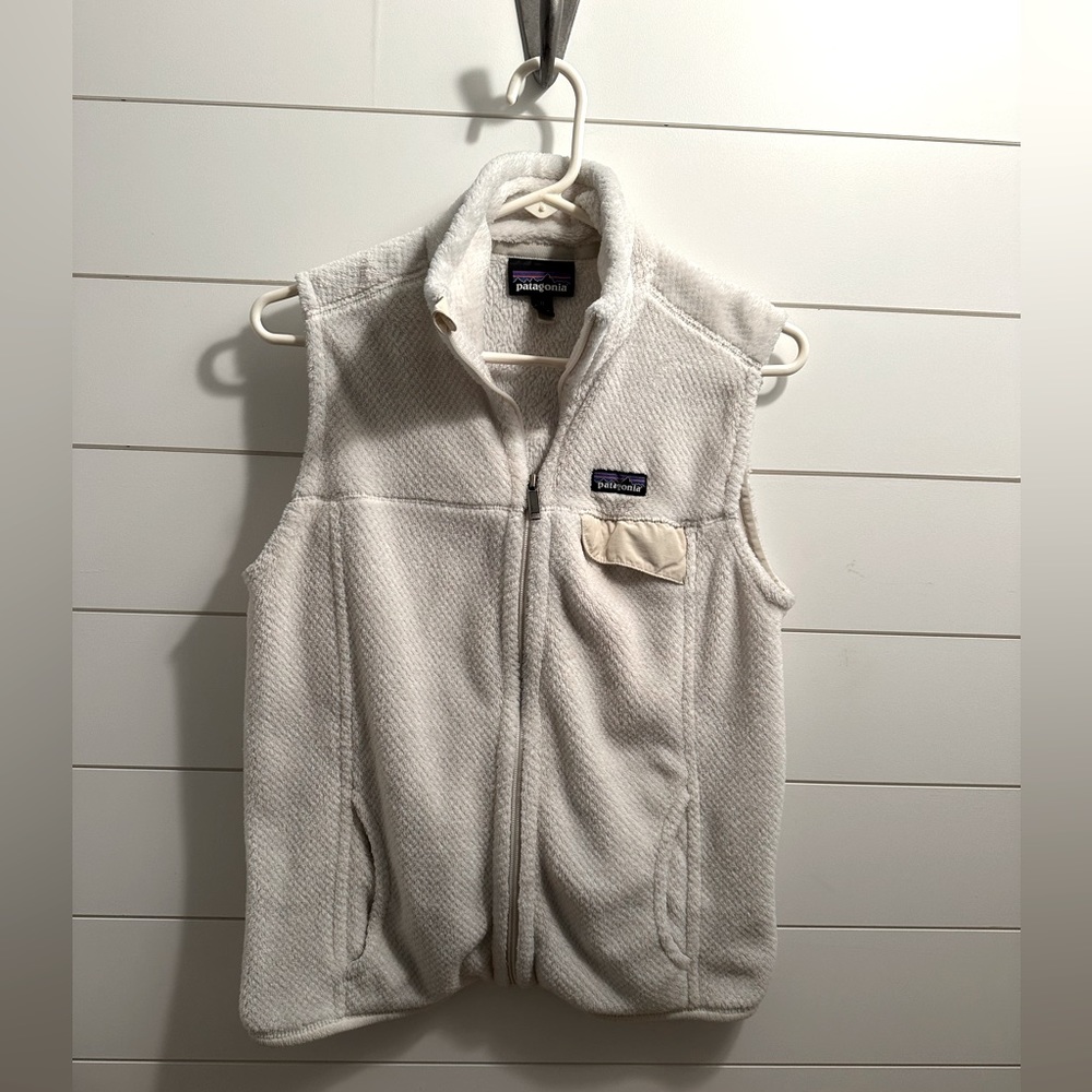 Women’s Patagonia fleece vest